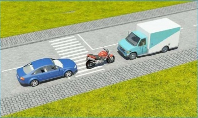 Câu hỏi 17: Xe nào đỗ vi phạm quy tắc giao thông?