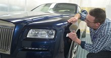 Cận cảnh quá trình sản xuất xe Rolls-Royce triệu đô hoàn toàn thủ công