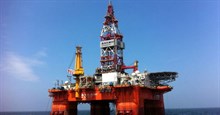 Làm thế nào để xây giàn khoan nặng hàng chục ngàn tấn trên biển?