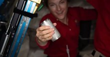NASA tái chế nước tiểu và mồ hôi của phi hành đoàn trên trạm vũ trụ ISS đạt 98%